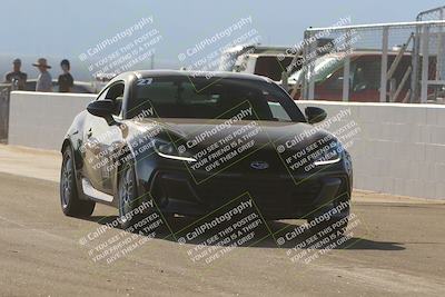 media/Dec-03-2023-Speed Ventures (Sun) [[63e011f1de]]/1-Pre Grid-Track Entry/